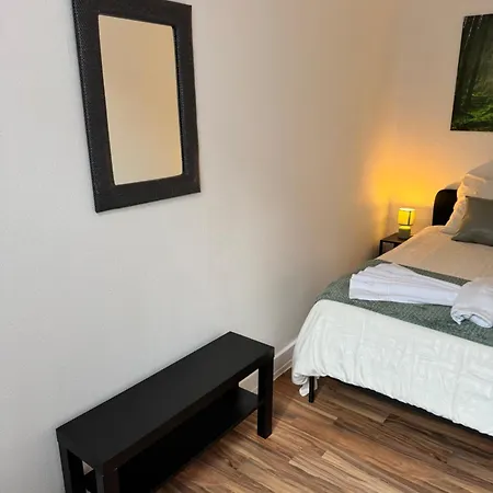 3 Piece Hyper Centre Appartement Straatsburg